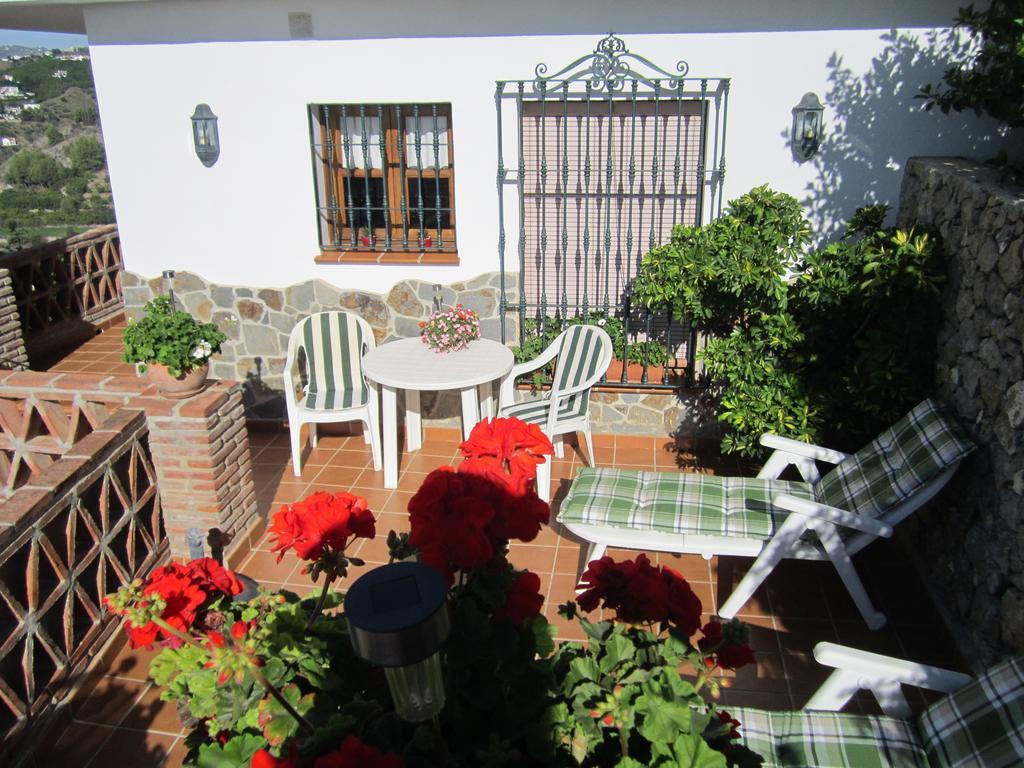 הוילה Casa Ana, Fantasticas Vistas A Frigiliana, El Mar Y La Montana חדר תמונה