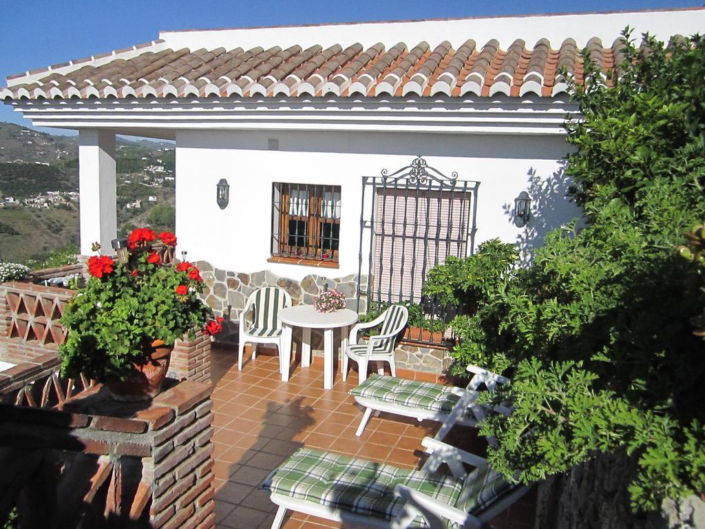 הוילה Casa Ana, Fantasticas Vistas A Frigiliana, El Mar Y La Montana חדר תמונה
