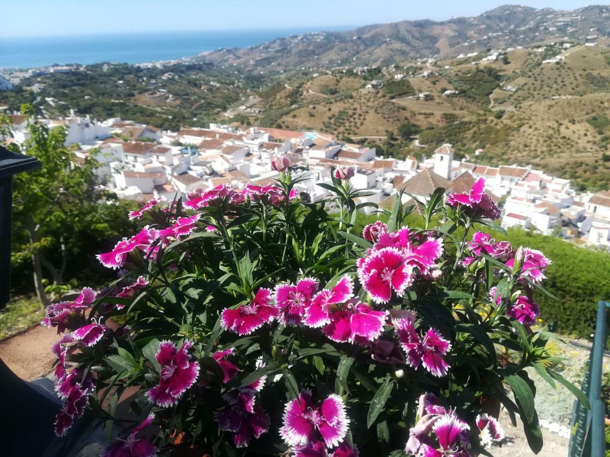 הוילה Casa Ana, Fantasticas Vistas A Frigiliana, El Mar Y La Montana מראה חיצוני תמונה