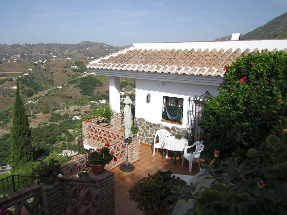 הוילה Casa Ana, Fantasticas Vistas A Frigiliana, El Mar Y La Montana מראה חיצוני תמונה